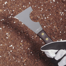 Load image into Gallery viewer, Nisaku NJP1150 Japanese Stainless Steel Scraper Knife with Metal End Cap
